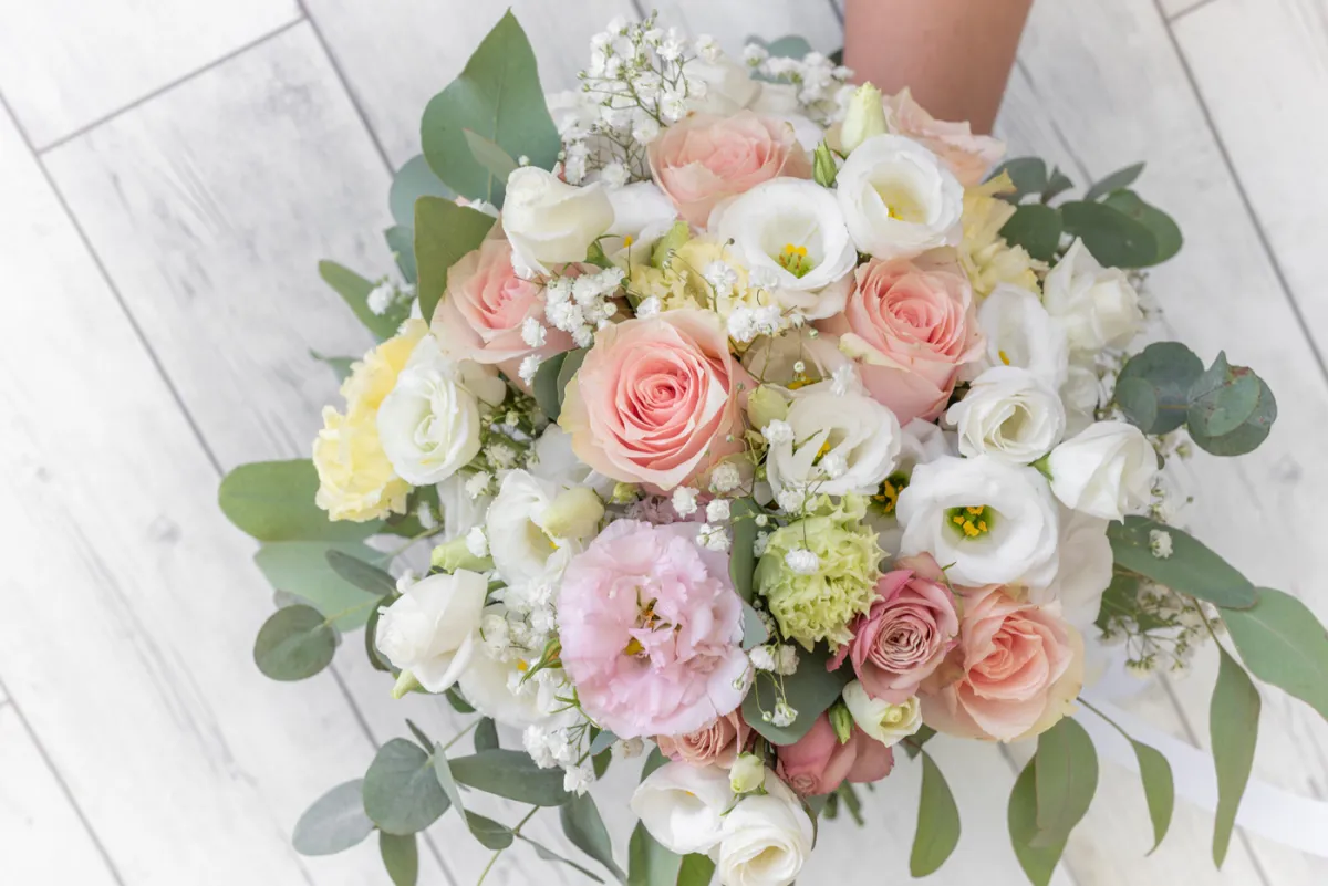 Wedding floral design Wedding in the Marche Hills in Offida - photo 5