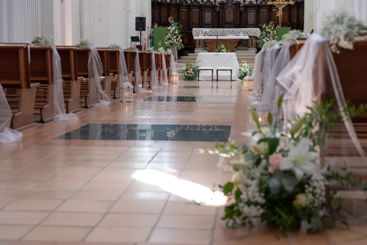 Wedding floral design Wedding in the Marche Hills in Offida - photo 20
