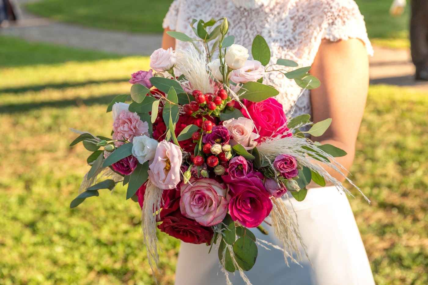 Country chic wedding flowers in Monsampolo del Tronto