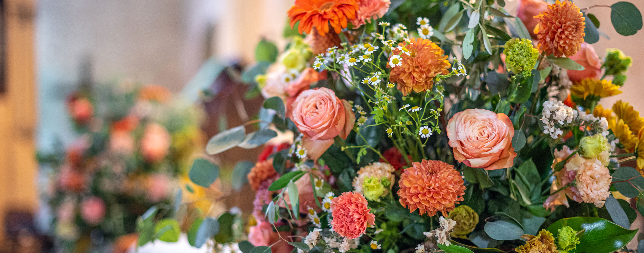 Colourful wedding in Le Marche in Le Marche and Central Italy