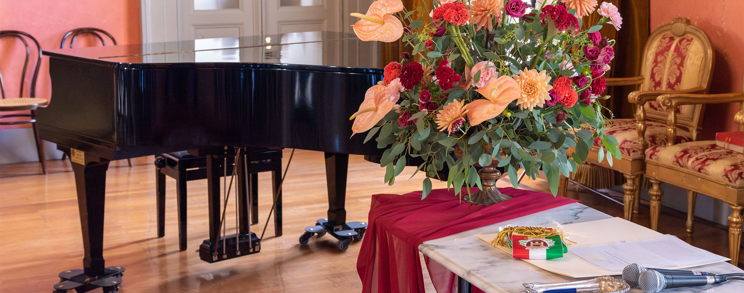 Indoor civil ceremony in Le Marche in Le Marche and Central Italy
