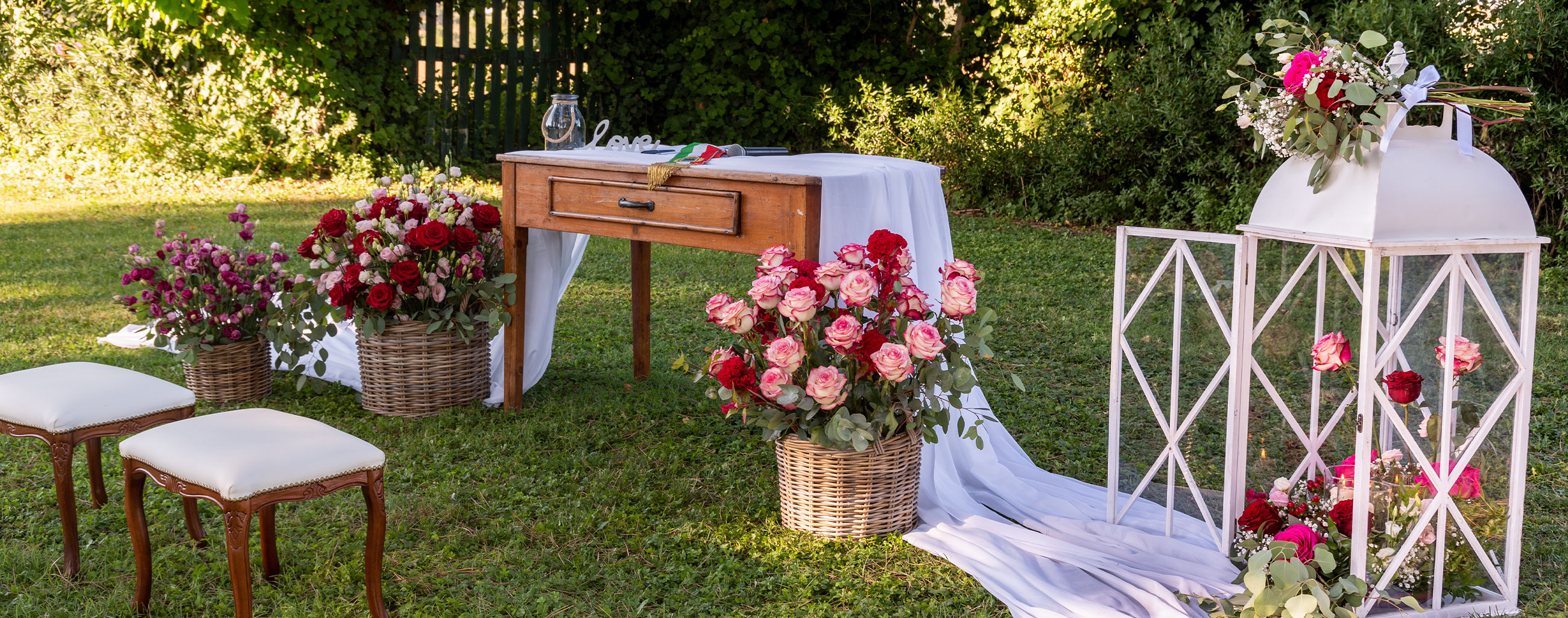 Outdoor civil ceremony in Le Marche in Le Marche and Central Italy